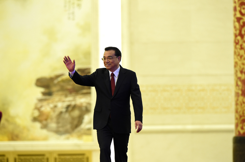 3月16日，国务院总理李克强在北京人民大会堂与中外记者见面，并回答记者提问。新华社记者 谢环驰 摄