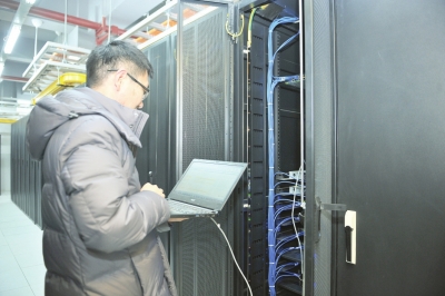 河南省人民政府门户网站 洛阳获国家批准建设国际互联网数据专用通道 